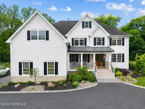 10 Red Hill Rd, Middletown, NJ 07748