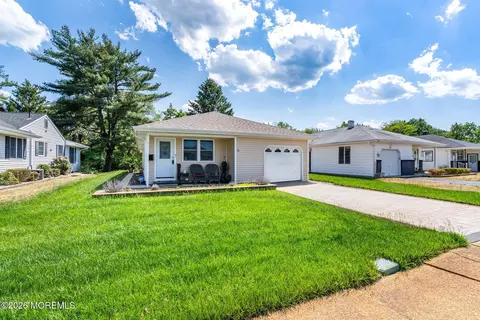 75 Barbados Dr S, Toms River, NJ 08757