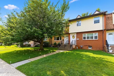 388 Flora Ct, Brick, NJ 08724