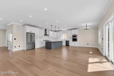 Living - 28 Commodore Dr, Brick, NJ 08723 photo 4 of 5