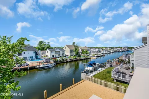View/Area - 28 Commodore Dr, Brick, NJ 08723 photo 2 of 3