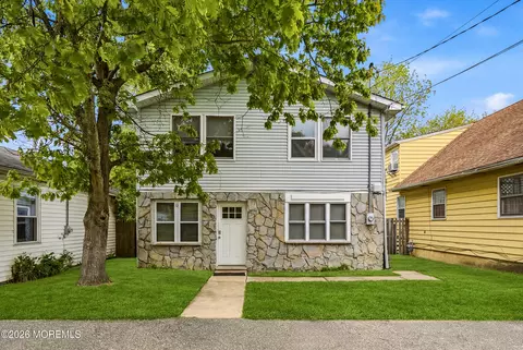 11 W Arverne Ave, Ocean Gate, NJ 08740