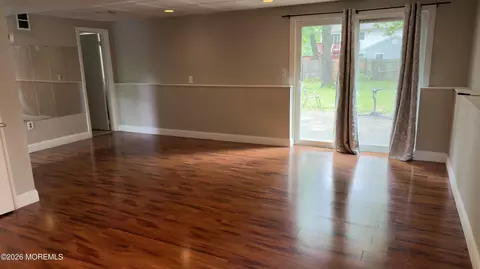 Living - 11 Maple St, Jackson, NJ 08527 photo 3 of 3