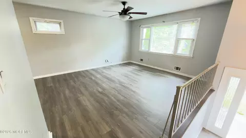 Entry Way - 11 Maple St, Jackson, NJ 08527 photo 1 of 4