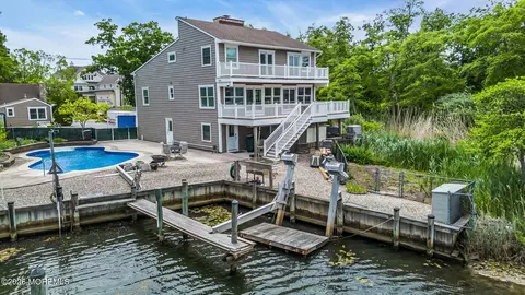 478 Princeton Ave, Brick, NJ 08724