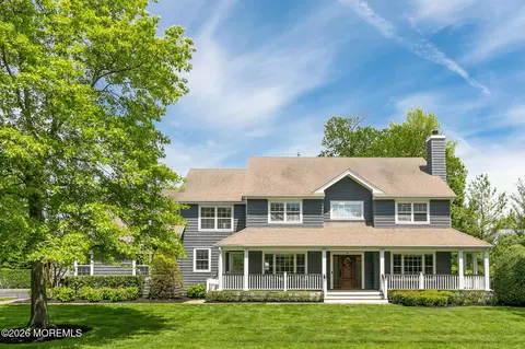 79 Iroquois Ave, Oceanport, NJ 07757