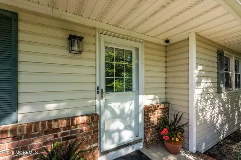 Exterior - 424 Cornell Dr, Brick, NJ 08723 photo 8 of 12