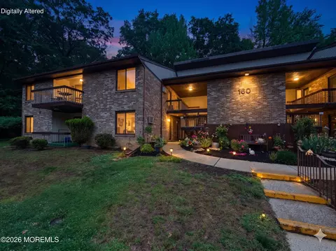 160 Cross Slope Ct #A, Manalapan, NJ 07726