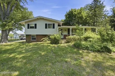 58 Vanderveer Rd, Freehold, NJ 07728