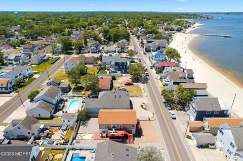 334 E Bayview Ave, Ocean Gate, NJ 08740