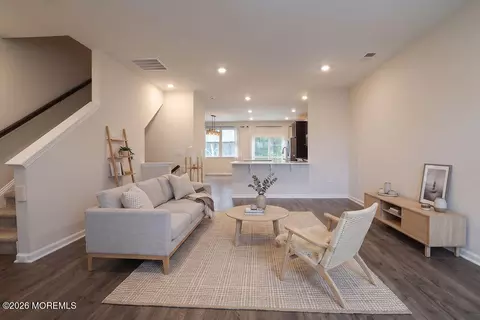 107 Melanie Way #504, Manahawkin, NJ 08050