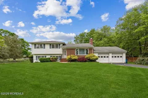 3 Willis St, Marlboro, NJ 07746