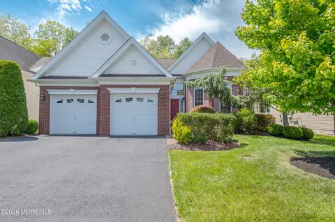 90 Turnberry Dr, Monroe, NJ 08831