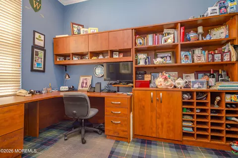 90 Turnberry Dr, Monroe, NJ 08831