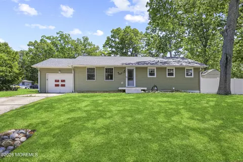 931 Kearny Ave, Forked River, NJ 08731