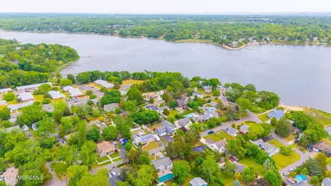 View/Area - 143 Beverly Blvd, Brick, NJ 08724 photo 6 of 10