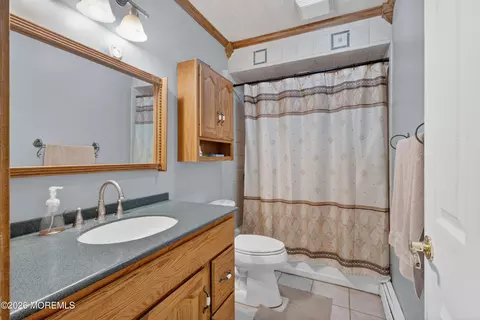 Bath - 143 Beverly Blvd, Brick, NJ 08724 photo 1 of 1