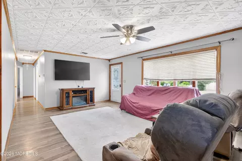 Entry Way - 143 Beverly Blvd, Brick, NJ 08724 photo 1 of 1