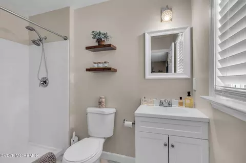 Bath - 1838 Whitcomb Rd, Forked River, NJ 08731 photo 3 of 3