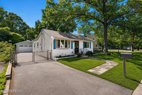 834 Rodgers St, Lanoka Harbor, NJ 08734