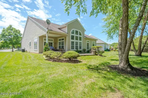 9 Monarch Rd, Monroe, NJ 08831 photo 4