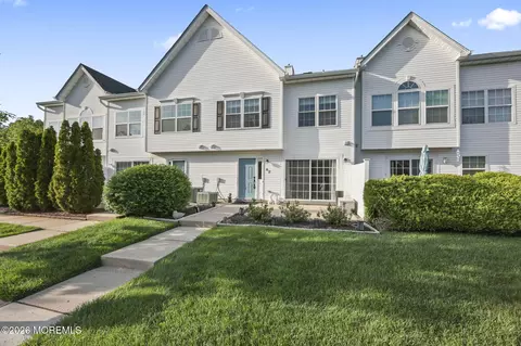 62 Dover Ct, Tinton Falls, NJ 07753