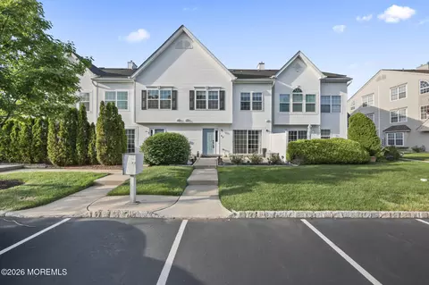 62 Dover Ct, Tinton Falls, NJ 07753