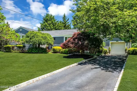 90 Queens Dr S, Little Silver, NJ 07739