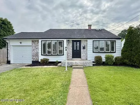 16 Falmouth Rd, Hamilton, NJ 08620
