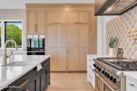 Kitchen - 2130 Shadow Ln, Wall, NJ 07719 photo 11 of 13
