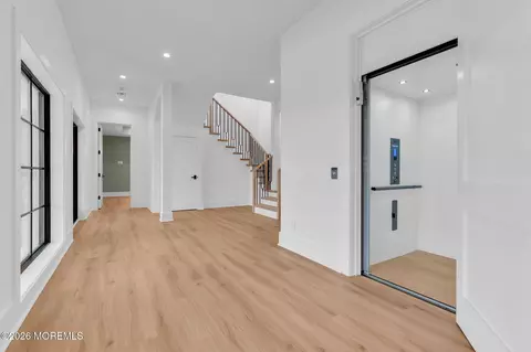 Entry Way - 2130 Shadow Ln, Wall, NJ 07719 photo 18 of 23