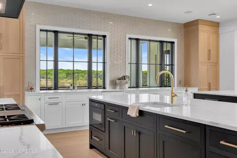 Kitchen - 2130 Shadow Ln, Wall, NJ 07719 photo 4 of 13