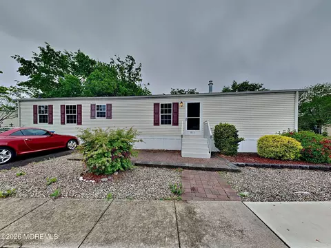 815 Nocturn Way, Toms River, NJ 08755