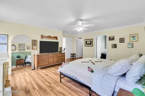 Bedroom - 5 James Dr, Waretown, NJ 08758 photo 2 of 4