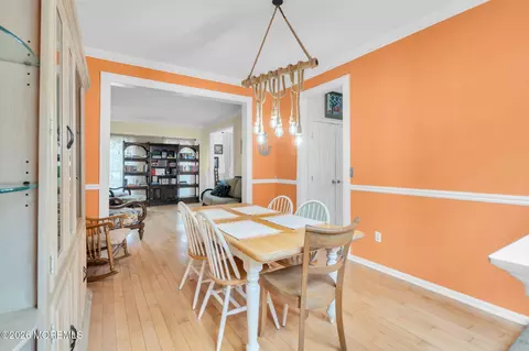 Dining - 5 James Dr, Waretown, NJ 08758 photo 2 of 2