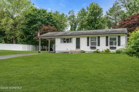 28 Dawn Cypress Ln, Jackson, NJ 08527