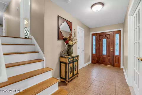 Entry Way - 57 Nautilus Dr W, Leonardo, NJ 07737 photo 5 of 5