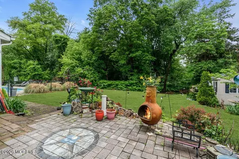 Exterior - 57 Nautilus Dr W, Leonardo, NJ 07737 photo 12 of 14