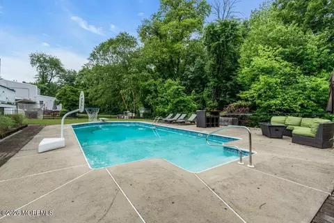 Exterior - 57 Nautilus Dr W, Leonardo, NJ 07737 photo 3 of 14