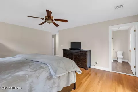 Bedroom - 57 Nautilus Dr W, Leonardo, NJ 07737 photo 9 of 9