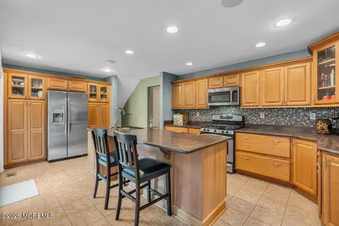 Kitchen - 57 Nautilus Dr W, Leonardo, NJ 07737 photo 6 of 8