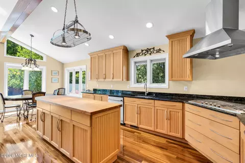 Kitchen - 819 Harmony Rd, Jackson, NJ 08527 photo 4 of 7