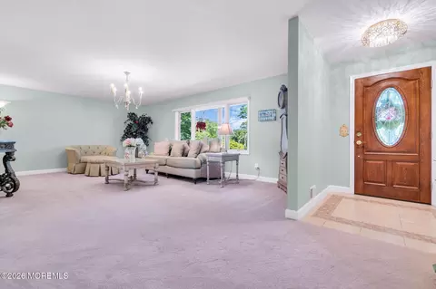 Entry Way - 819 Harmony Rd, Jackson, NJ 08527 photo 2 of 7