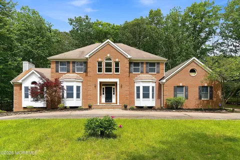 5 Ivy Ct, Millstone, NJ 08535