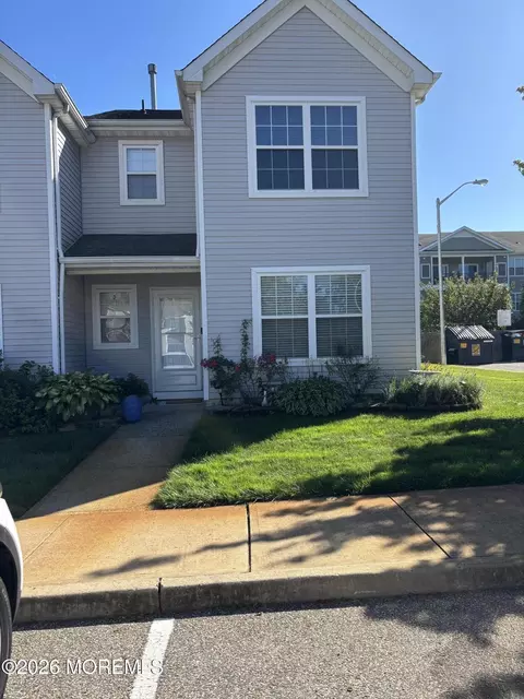 301 Prosperity Ct, Toms River, NJ 08755