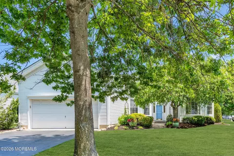 2558 Collier Rd, Manasquan, NJ 08736