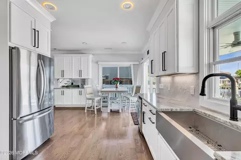 Kitchen - 958 Capstan Dr, Forked River, NJ 08731 photo 1 of 4