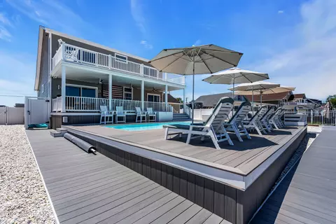 Exterior - 958 Capstan Dr, Forked River, NJ 08731 photo 11 of 12