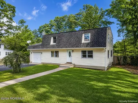 927 Indian Hill Rd, Toms River, NJ 08753
