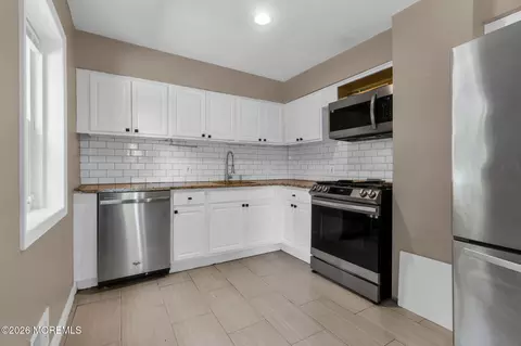 Kitchen - 303 Stephenson Ave, Middlesex, NJ 08846 photo 1 of 1